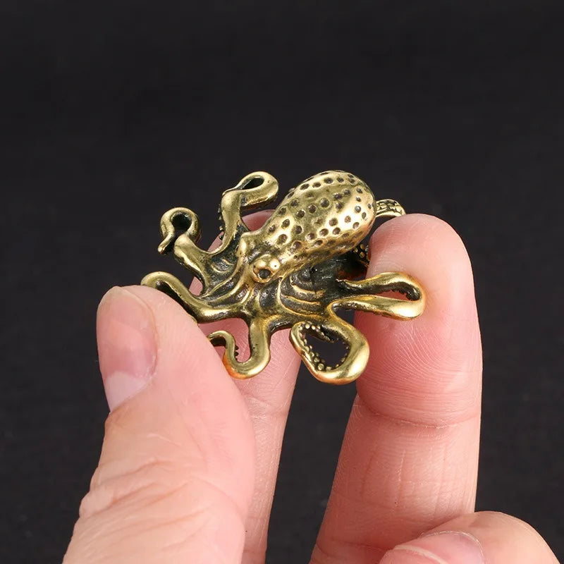 Brass Octopus Home Decoration Antique Looking Animal Figurine Miniatures Desk Ornament Accessories Creative Table Home Decor Boho