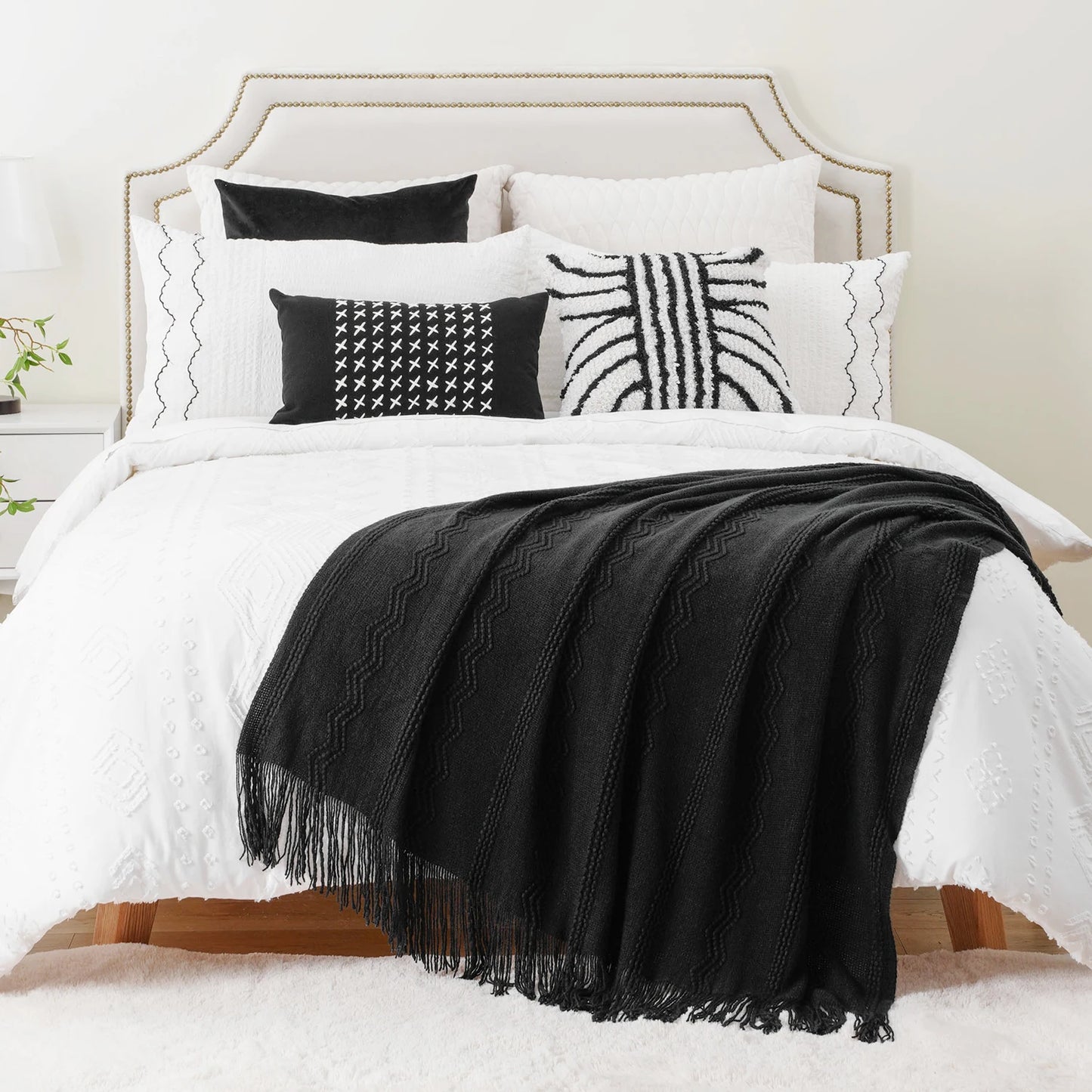 Boho Knit Throw Blanket – Soft Lightweight Acrylic Blanket with Tassels