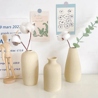 Modern White Ceramic Vase – Minimalist Decorative Vase for Pampas Grass, Flowers & Home Accents