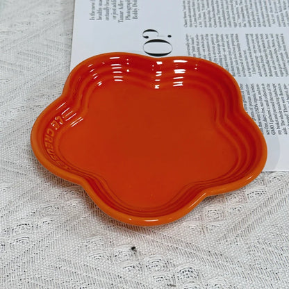 Plum Blossom Ceramic Plate – 5.5-Inch Colorful Flower-Shaped Dish