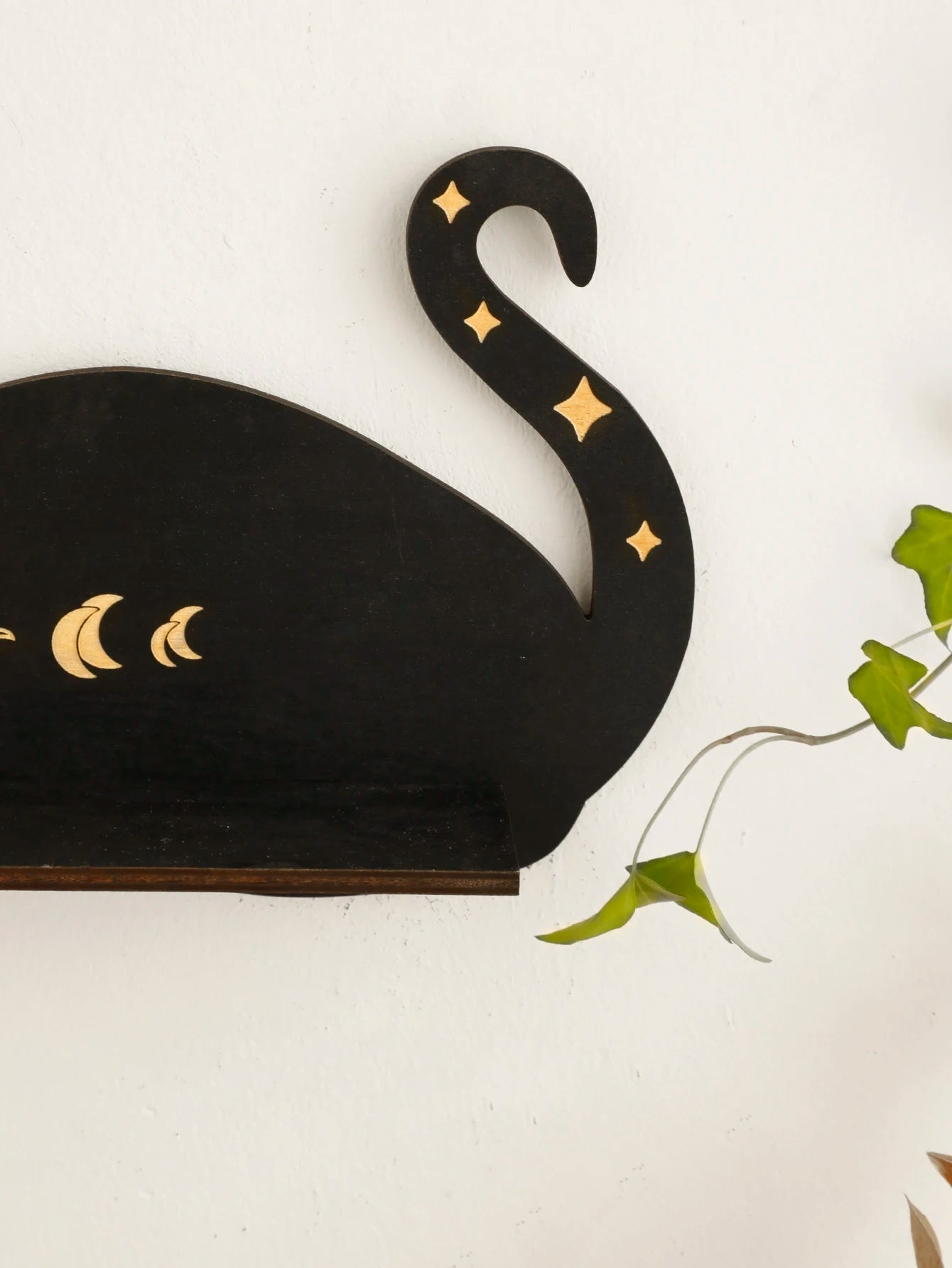 Black Cat Wooden Floating Shelf Moon Phase Chakra Crystal Stone Display Stand Wall Shelf Witch Home Decor Boho Room Decor Home Bedroom