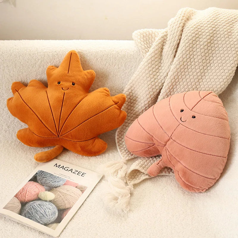 Plush Leaf Pillow – Soft Maple & Ginkgo Cushion Toy for Fall Home Decor & Gifts