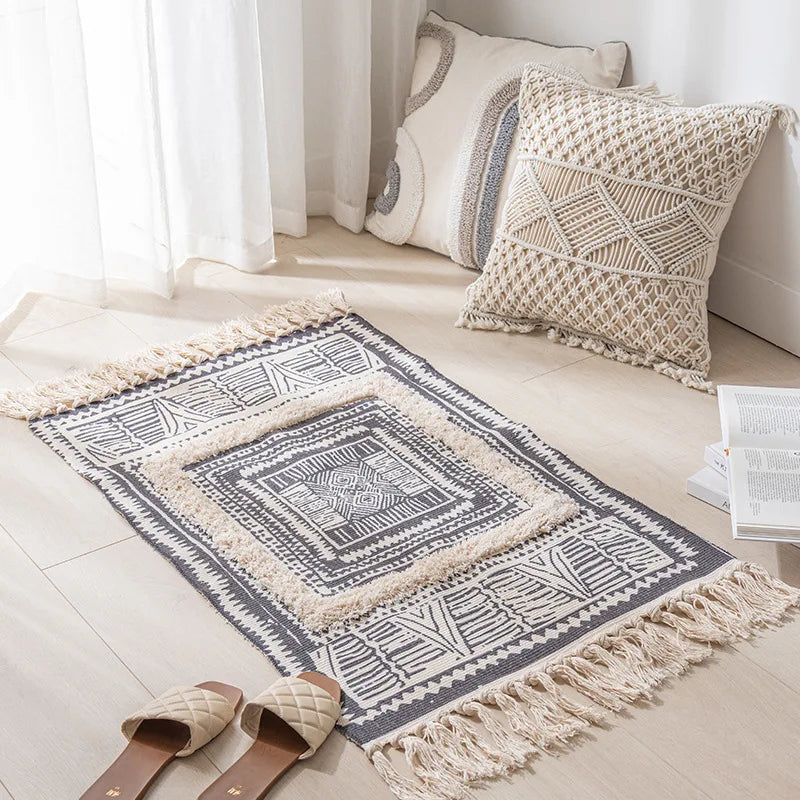 🌿 Boho Striped Moroccan Rug – Soft & Stylish Floor Accent for Any Room