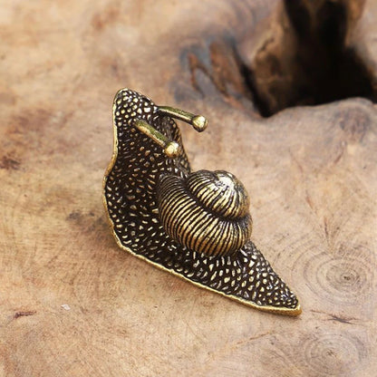 Boho Home Decor Mini Snail Metal Ornament – Bronze Decorative Accent for Living Room, Bedroom & Study