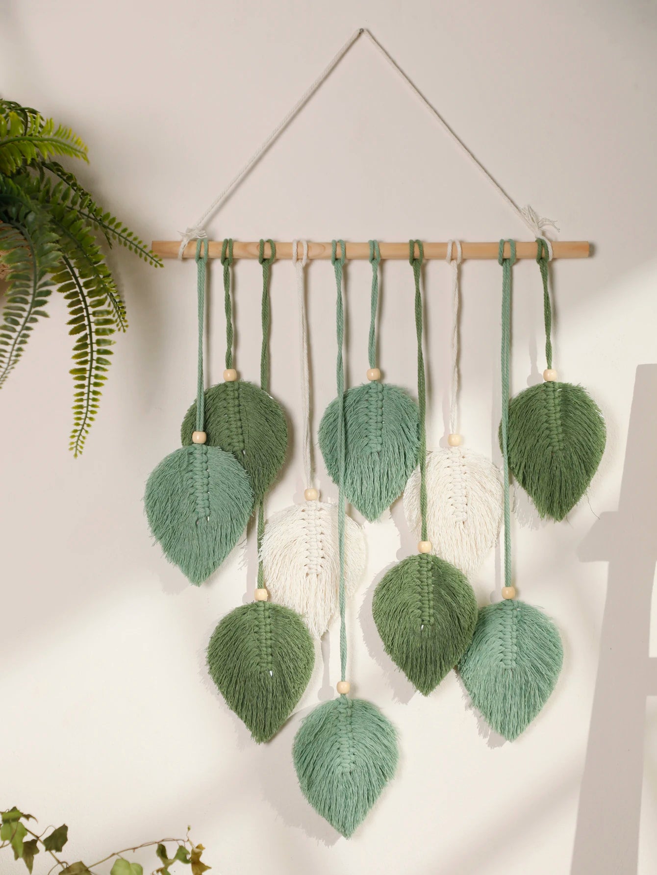 Leaf Macrame Wall Tapestry – Boho Cotton Wall Hanging in Green or Brown