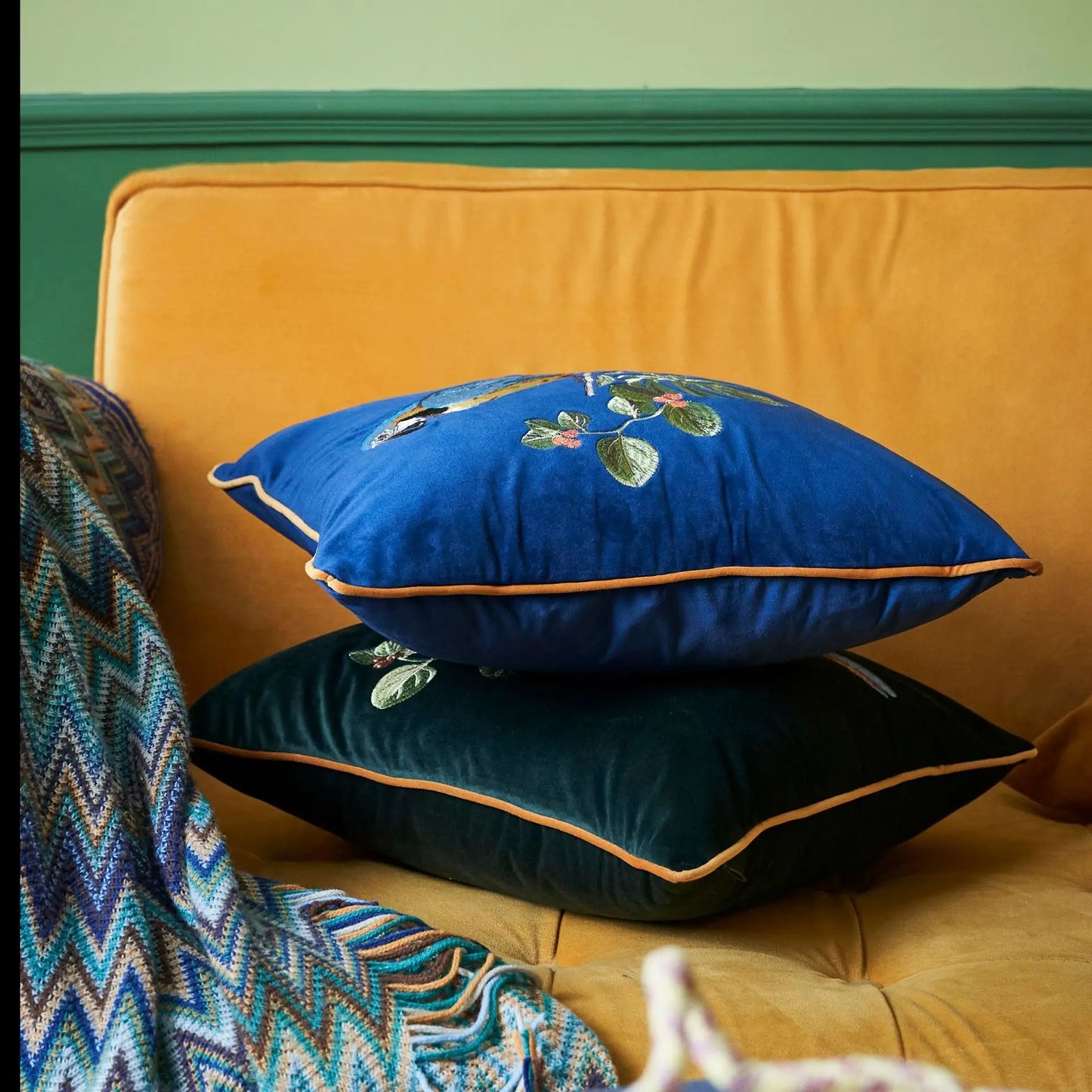 Embroidered Velvet Animal Cushion Cover – Luxurious Dutch Velvet Throw Pillow Case for Boho Home Decor