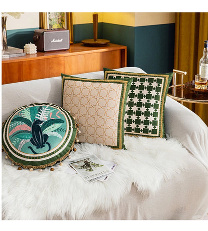 Velvet Leaf Patterned Pillow Cover – Soft Decorative Cushion Cover
