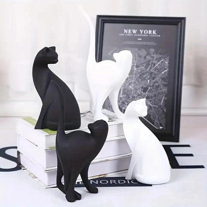 Resin Cat Statue – European-Inspired Romantic Animal Figurine for Boho Home Decor