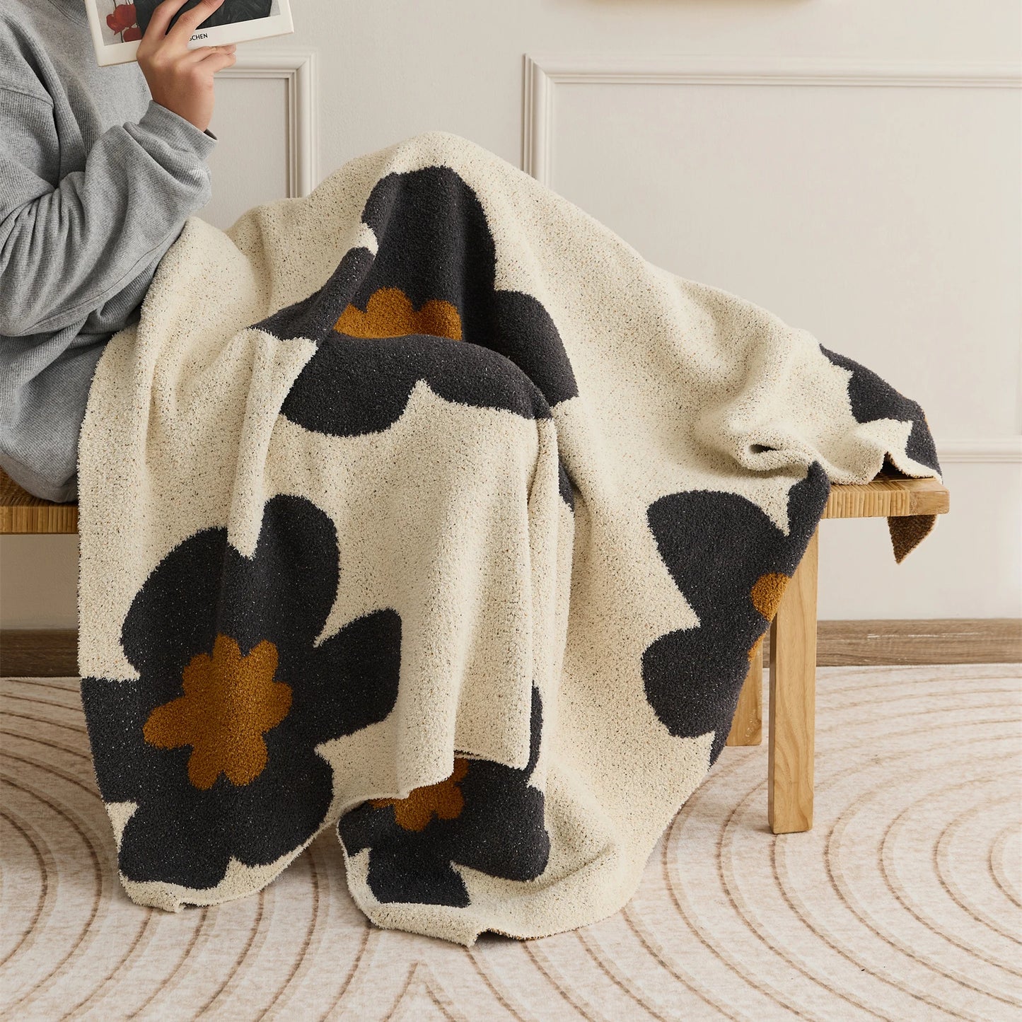 Super Soft Microfiber Floral Throw Blanket – Cozy & Stylish Boho Home Decor