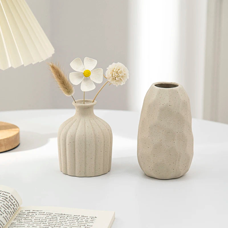 Modern White Ceramic Vase – Minimalist Decorative Vase for Pampas Grass, Flowers & Home Accents