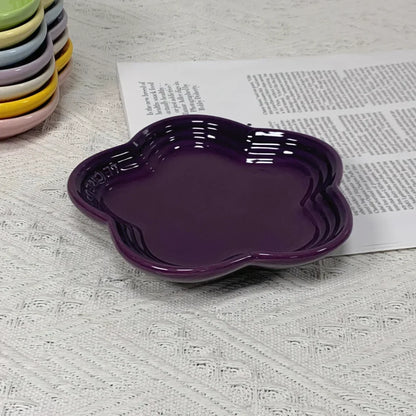 Plum Blossom Ceramic Plate – 5.5-Inch Colorful Flower-Shaped Dish