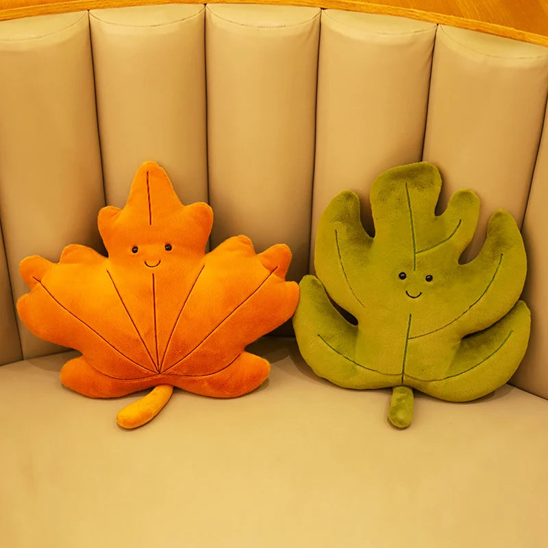 Plush Leaf Pillow – Soft Maple & Ginkgo Cushion Toy for Fall Home Decor & Gifts