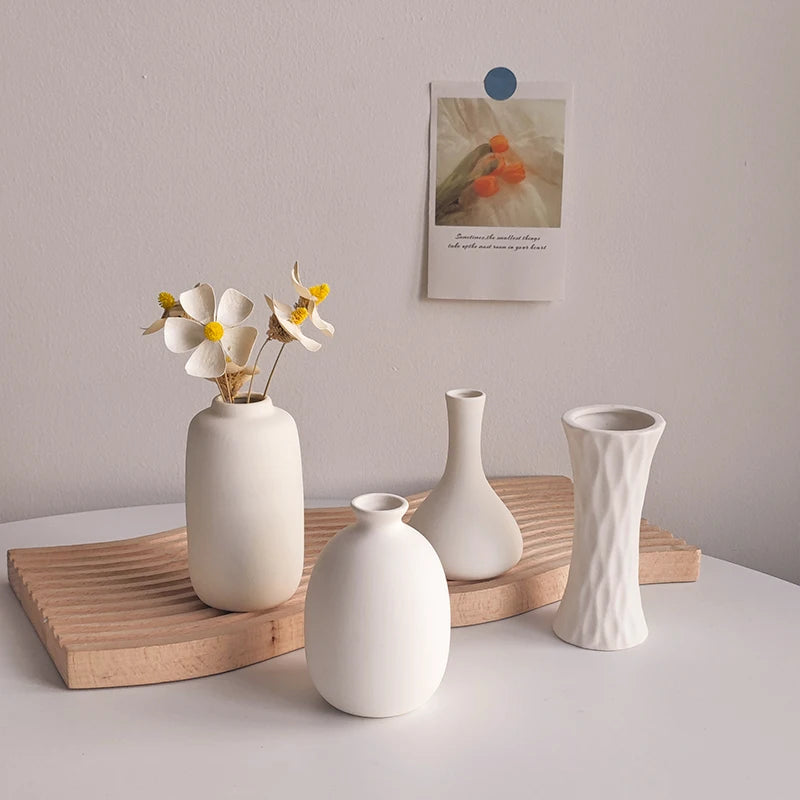 Modern White Ceramic Vase – Minimalist Decorative Vase for Pampas Grass, Flowers & Home Accents