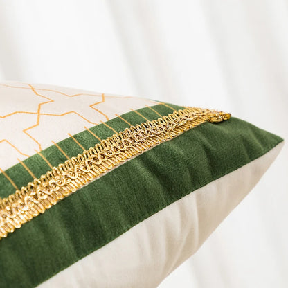 Velvet Leaf Patterned Pillow Cover – Soft Decorative Cushion Cover