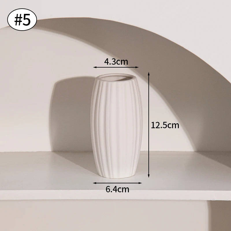 Modern White Ceramic Vase – Minimalist Decorative Vase for Pampas Grass, Flowers & Home Accents