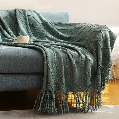 Boho Nordic Knitted Throw Blanket with Tassels – Geometric Diamond Design for Bed, Couch, and Living Room