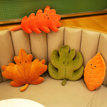 Plush Leaf Pillow – Soft Maple & Ginkgo Cushion Toy for Fall Home Decor & Gifts
