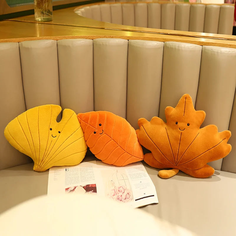 Plush Leaf Pillow – Soft Maple & Ginkgo Cushion Toy for Fall Home Decor & Gifts