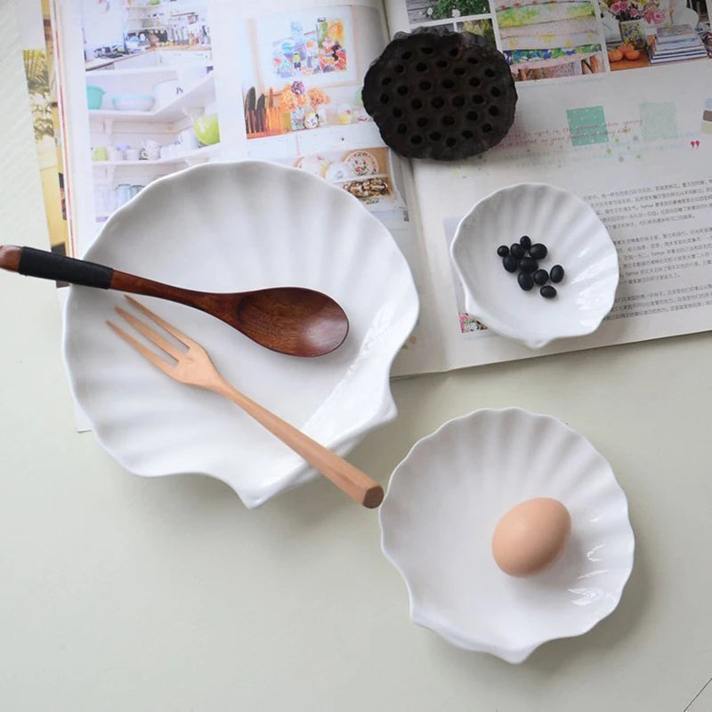 Ceramic Shell Jewelry Dish – Scallop Plate for Boho Decor & Table Styling