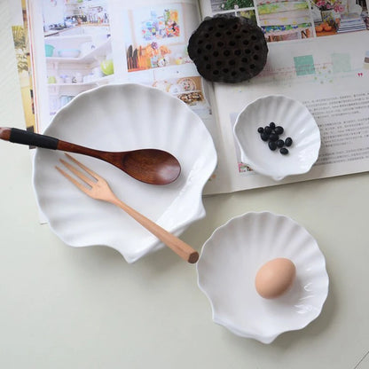 Ceramic Shell Jewelry Dish – Scallop Plate for Boho Decor & Table Styling