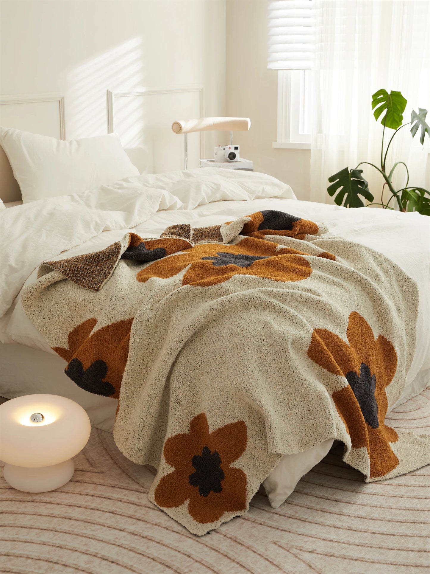 Super Soft Microfiber Floral Throw Blanket – Cozy & Stylish Boho Home Decor