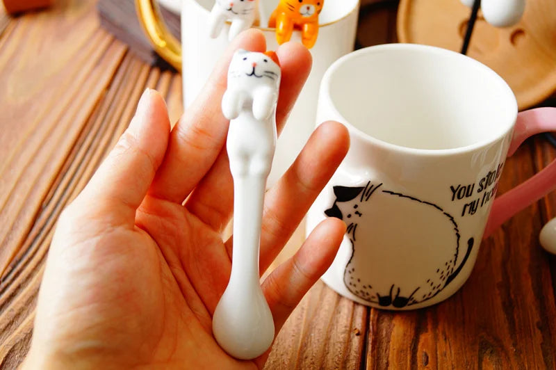 Ceramic Cat Hanging Spoon – Cute Animal Coffee & Dessert Spoon for Cat Lovers