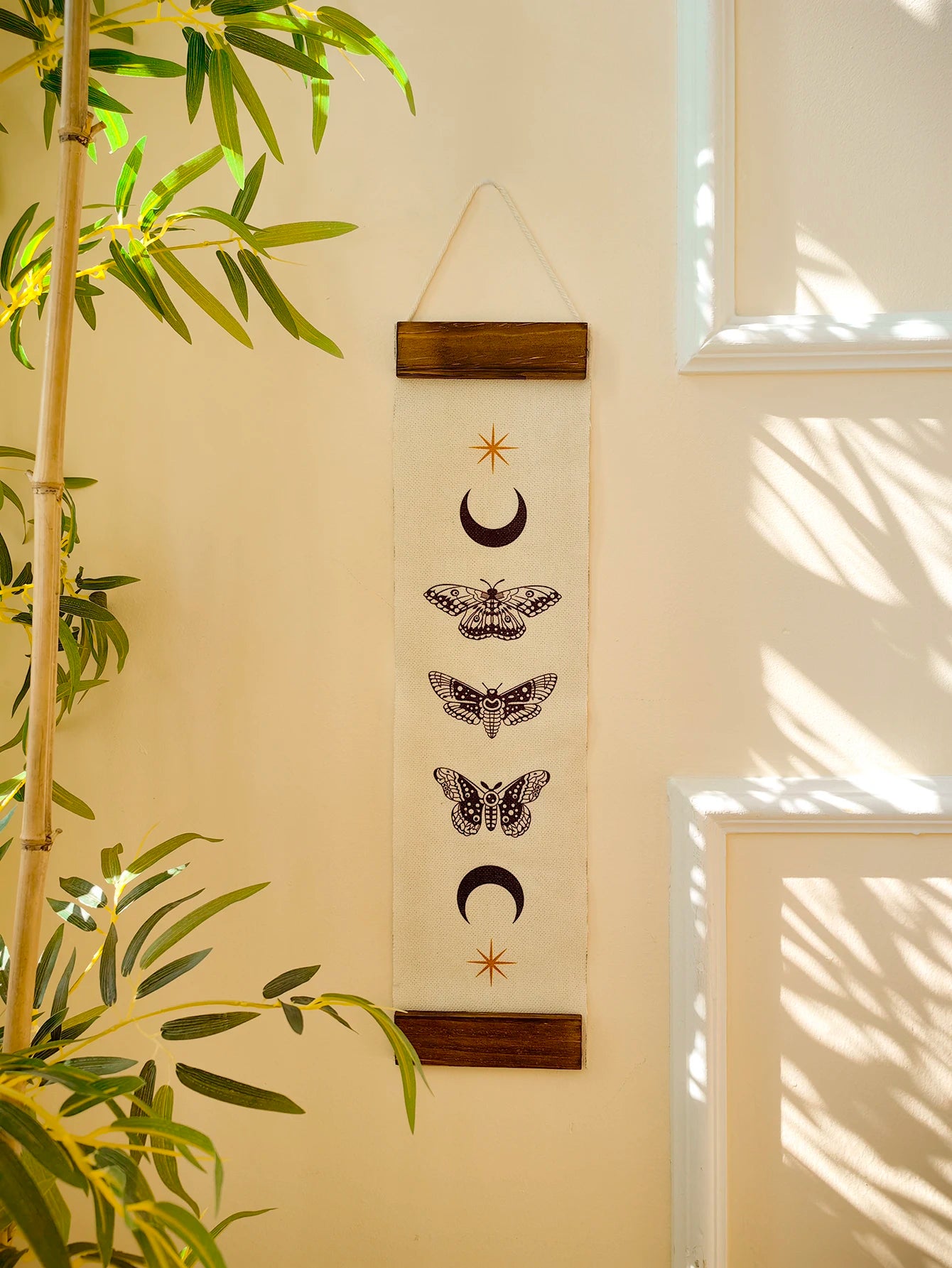 Moon Phase / Butterfly Tapestry Boho Home Decoration Wall Decor Fabric Wall Hanging Living Room Bedroom Decor Aesthetic Macrame Wall Hanging